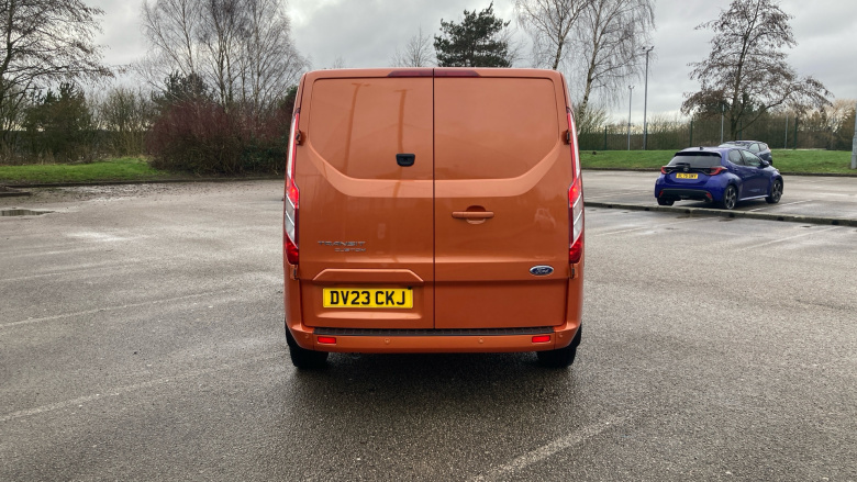 Ford Transit Custom 300 L1 Diesel Fwd 2.0 EcoBlue 170ps Low Roof D/Cab Limited Van Auto